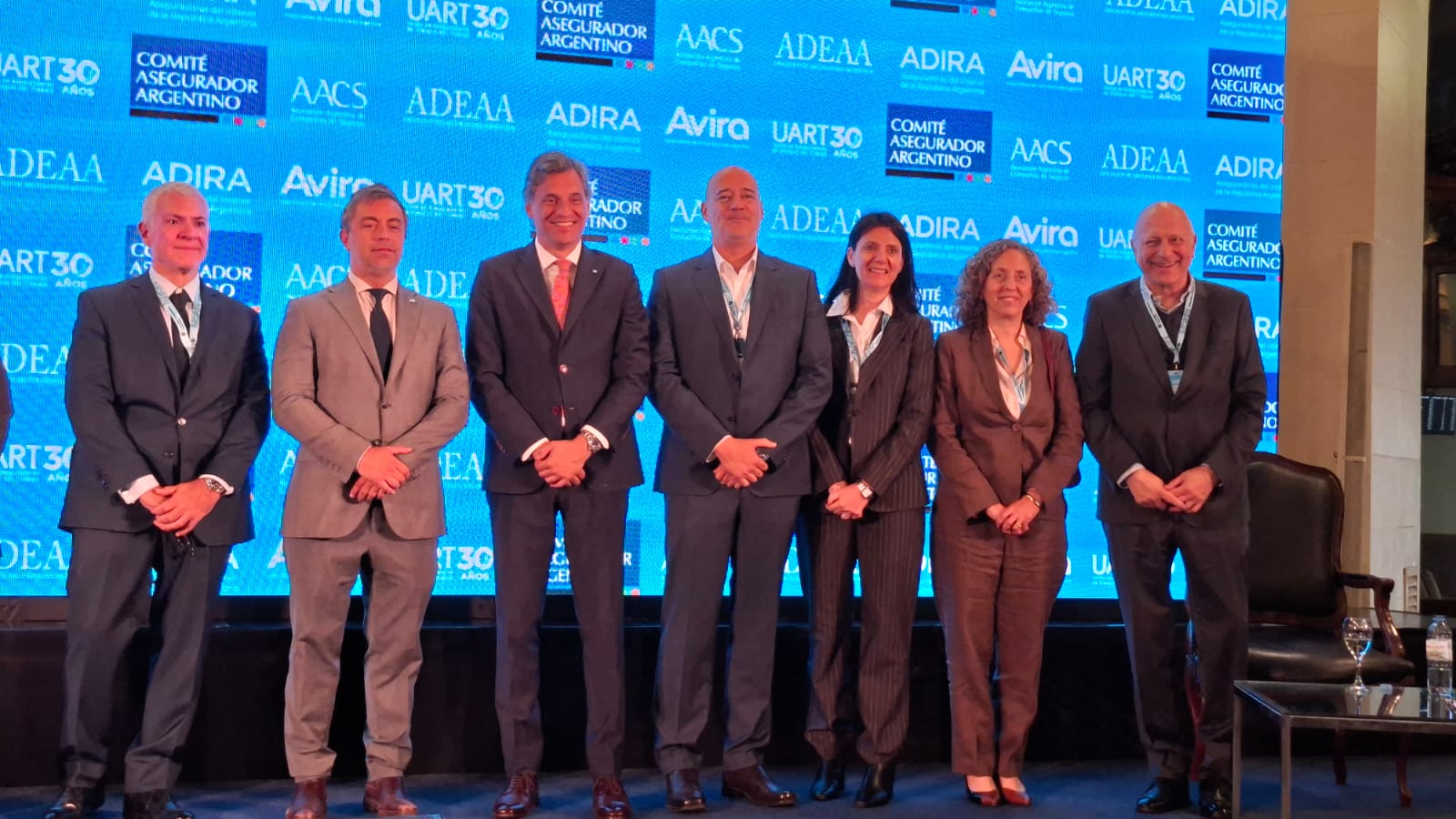 En la apertura institucional del encuentro sectorial, el Comité Asegurador Argentino —integrado por AACS, ADIRA, ADEAA, AVIRA y UART las cámaras reafirmaron que la actividad aseguradora no solo es condición indispensable para la viabilidad de los proyectos individuales y corporativos, sino también un pilar central en la conformación de un mercado de capitales local sólido.